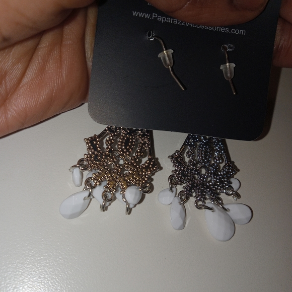 Beautiful White- Beaded drop Earings - Picture 4 of 5